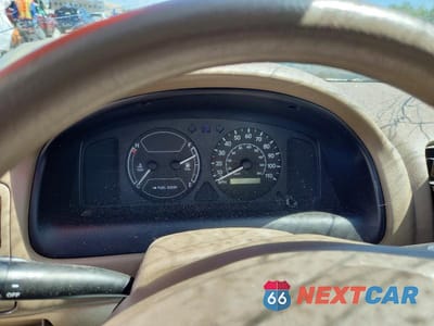 Zdjęcie 9 z 12 samochodu: 1999 TOYOTA COROLLA VE VIN:1NXBR12E7XZ262948 - miniatura