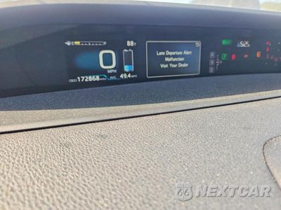 Zdjęcie 9 z 13 samochodu: 2017 TOYOTA PRIUS FOUR TOURING VIN:JTDKARFU4H3529305 - miniatura