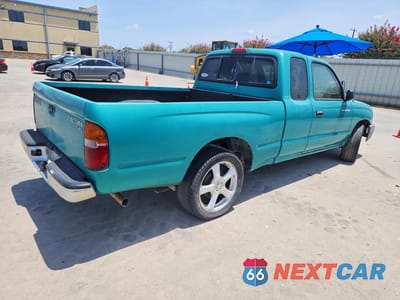 Trzecie zdjęcie samochodu z tyłu: 1999 TOYOTA TACOMA BASE VIN:4TAVL52N2XZ530930 - miniatura