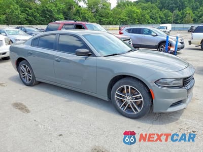 Czwarte zdjęcie samochodu z boku: 2019 DODGE CHARGER SXT VIN:2C3CDXJG6KH542339 - miniatura