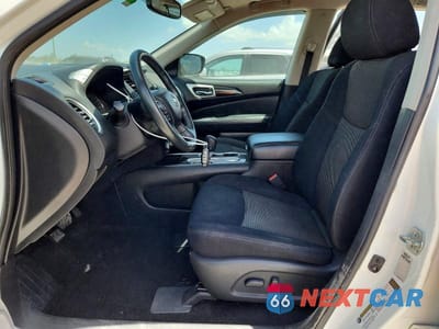 Zdjęcie 7 z 13 samochodu: 2018 NISSAN PATHFINDER SV VIN:5N1DR2MN1JC631277 - miniatura