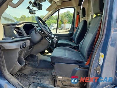 Zdjęcie 7 z 13 samochodu: 2020 FORD TRANSIT 250 DELIVERY VAN VIN:1FTBR3X88LKB28264 - miniatura