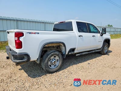 Trzecie zdjęcie samochodu z tyłu: 2024 CHEVROLET SILVERADO K2500 HEAVY DUTY VIN:2GC1YLE77R1212402 - miniatura