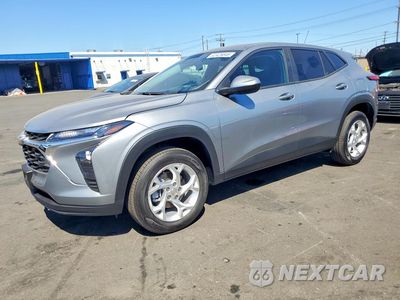 2026 CHEVROLET TRAX LS KL77LFEP4TC151017 - główne zdjęcie licytacji z USA - miniatura