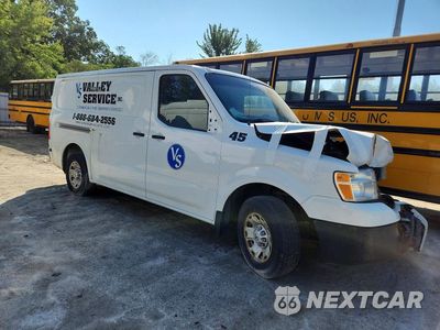 Czwarte zdjęcie samochodu z boku: 2015 NISSAN NV 1500 VIN:1N6BF0KLXFN807472 - miniatura
