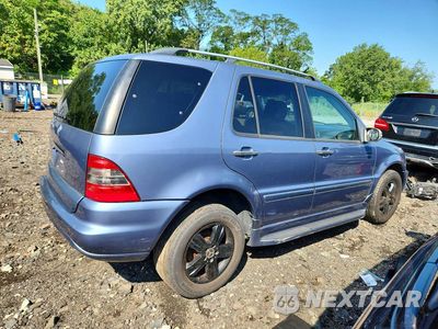Trzecie zdjęcie samochodu z tyłu: 2005 MERCEDES-BENZ ML 350 VIN:4JGAB57E05A544671 - miniatura
