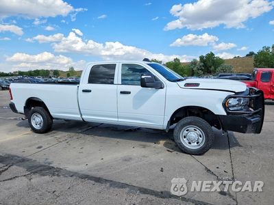 Czwarte zdjęcie samochodu z boku: 2024 RAM 2500 TRADESMAN VIN:3C6UR5HJ6RG173796 - miniatura