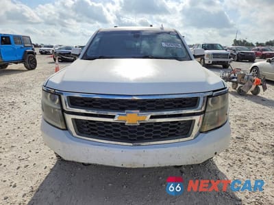 Piąte zdjęcie samochodu w środku: 2017 CHEVROLET TAHOE SPECIAL VIN:1GNSKFEC5HR268792 - miniatura