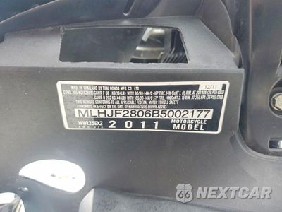 Zdjęcie 10 z 10 samochodu: 2011 HONDA PCX VIN:MLHJF2806B5002177 - miniatura