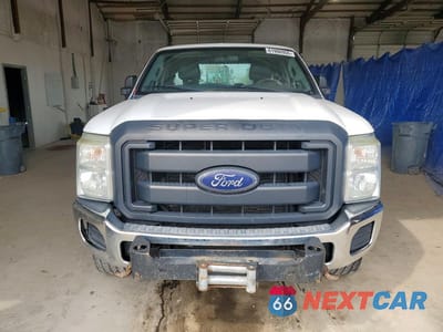 Piąte zdjęcie samochodu w środku: 2016 FORD F250 SUPER DUTY VIN:1FT7X2B66GEB97776 - miniatura