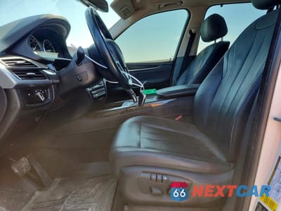 Zdjęcie 7 z 13 samochodu: 2015 BMW X5 XDRIVE35D VIN:5UXKS4C5XF0J99745 - miniatura