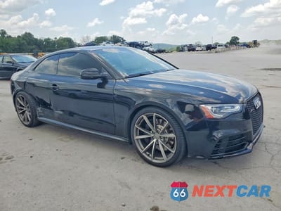 Czwarte zdjęcie samochodu z boku: 2015 AUDI RS5 VIN:WUAC6AFR3FA901411 - miniatura