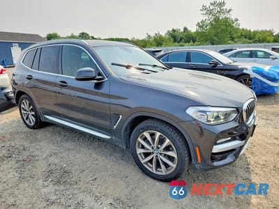 Czwarte zdjęcie samochodu z boku: 2019 BMW X3 XDRIVE30I VIN:5UXTR9C57KLD98616 - miniatura
