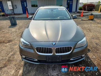 Piąte zdjęcie samochodu w środku: 2014 BMW 535 XI VIN:WBA5B3C56ED535176 - miniatura
