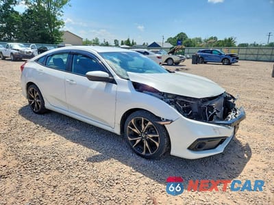 Czwarte zdjęcie samochodu z boku: 2019 HONDA CIVIC SPORT VIN:2HGFC2F8XKH521852 - miniatura