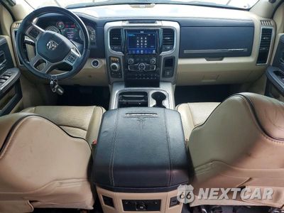 Zdjęcie 8 z 12 samochodu: 2018 RAM 1500 LONGHORN VIN:1C6RR7PT4JS144962 - miniatura
