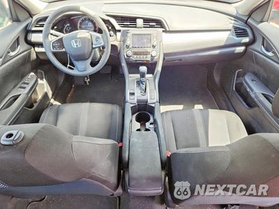 Zdjęcie 8 z 12 samochodu: 2018 HONDA CIVIC LX VIN:2HGFC2F56JH553850 - miniatura