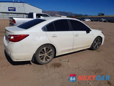 Trzecie zdjęcie samochodu z tyłu: 2016 SUBARU LEGACY 2.5I LIMITED VIN:4S3BNBJ61G3015396 - miniatura