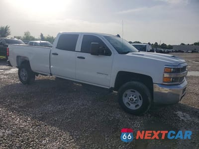 Czwarte zdjęcie samochodu z boku: 2019 CHEVROLET SILVERADO C2500 HEAVY DUTY VIN:1GC1CREYXKF122024 - miniatura