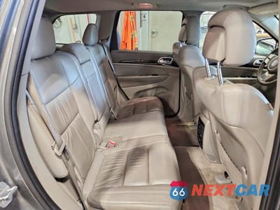 Zdjęcie 11 z 13 samochodu: 2012 JEEP GRAND CHEROKEE LAREDO VIN:1C4RJFAG2CC132912 - miniatura