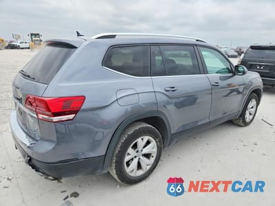 Trzecie zdjęcie samochodu z tyłu: 2019 VOLKSWAGEN ATLAS SE VIN:1V2DR2CA7KC602031 - miniatura