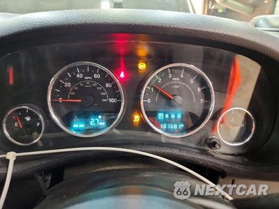 Zdjęcie 9 z 12 samochodu: 2016 JEEP WRANGLER UNLIMITED SPORT VIN:1C4BJWKG3GL293646 - miniatura