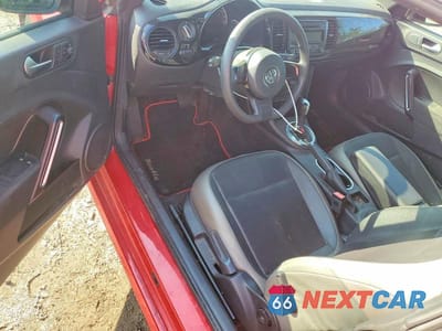 Zdjęcie 8 z 12 samochodu: 2015 VOLKSWAGEN BEETLE 1.8T VIN:3VWF17AT3FM636973 - miniatura