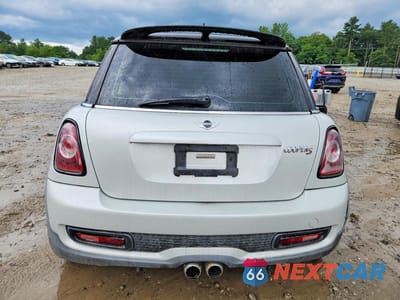 Zdjęcie 6 z 12 samochodu: 2011 MINI COOPER S VIN:WMWSV3C55BTY20091 - miniatura