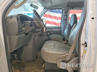 Zdjęcie 7 z 13 samochodu: 2006 FORD ECONOLINE E250 VAN VIN:1FTNE24W96DA36384 - miniatura