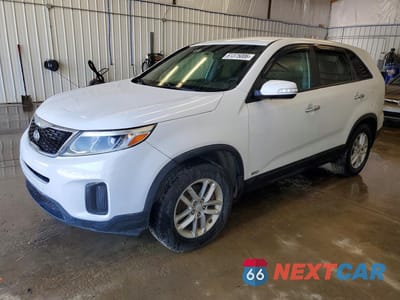 2015 KIA SORENTO LX 5XYKTCA69FG639971 - główne zdjęcie licytacji z USA - miniatura