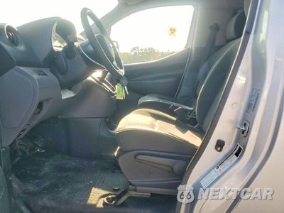 Zdjęcie 7 z 13 samochodu: 2016 NISSAN NV200 SV VIN:3N6CM0KN4GK694220 - miniatura