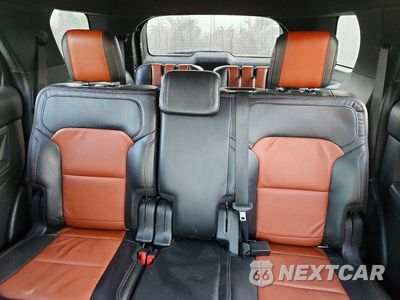 Zdjęcie 10 z 13 samochodu: 2019 FORD EXPLORER XLT VIN:1FM5K7D85KGA71760 - miniatura