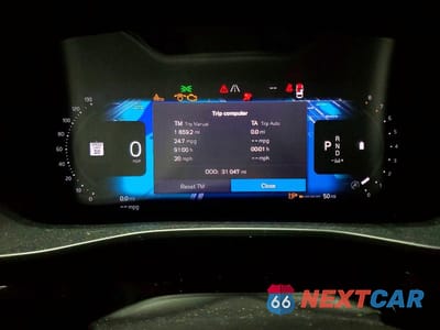 Zdjęcie 9 z 14 samochodu: 2025 VOLVO XC40 PLUS VIN:YV4L12UE8S2490266 - miniatura