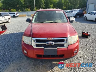 Piąte zdjęcie samochodu w środku: 2010 FORD ESCAPE XLT VIN:1FMCU0D74AKB11404 - miniatura