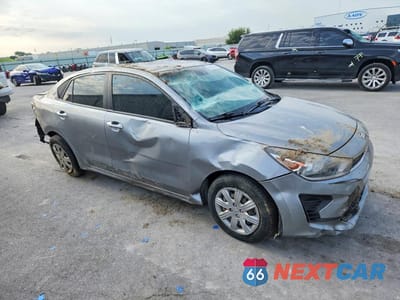 Czwarte zdjęcie samochodu z boku: 2021 KIA RIO S VIN:3KPA24AD2ME405734 - miniatura