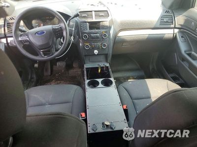 Zdjęcie 8 z 13 samochodu: 2017 FORD EXPLORER POLICE INTERCEPTOR VIN:1FM5K8ARXHGC87356 - miniatura