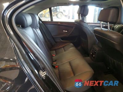 Zdjęcie 10 z 12 samochodu: 2010 BMW 535 XI VIN:WBANV9C59AC391696 - miniatura