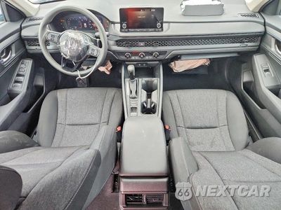 Zdjęcie 8 z 12 samochodu: 2025 HONDA ACCORD LX VIN:1HGCY1F26SA067785 - miniatura