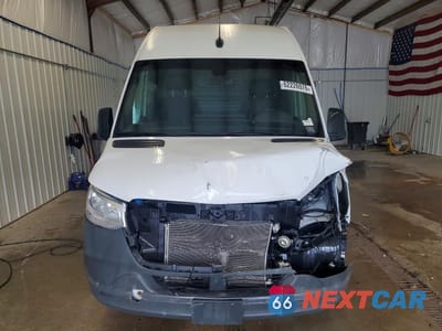 Piąte zdjęcie samochodu w środku: 2023 MERCEDES-BENZ SPRINTER 2500 DELIVERY VAN VIN:W1Y4KBHY1PT122940 - miniatura