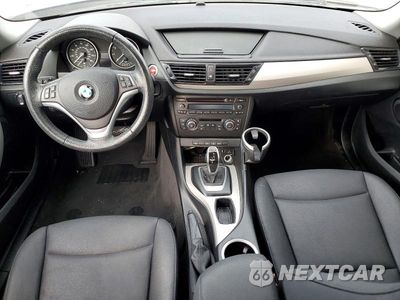 Zdjęcie 8 z 13 samochodu: 2015 BMW X1 XDRIVE28I VIN:WBAVL1C56FVY34583 - miniatura