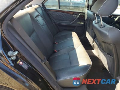 Zdjęcie 10 z 12 samochodu: 2000 MERCEDES-BENZ E 320 VIN:WDBJF65J2YB116127 - miniatura