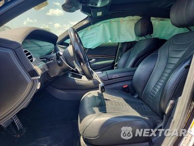 Zdjęcie 7 z 12 samochodu: 2019 MERCEDES-BENZ S 560 4MATIC VIN:WDDUG8GB7KA462402 - miniatura