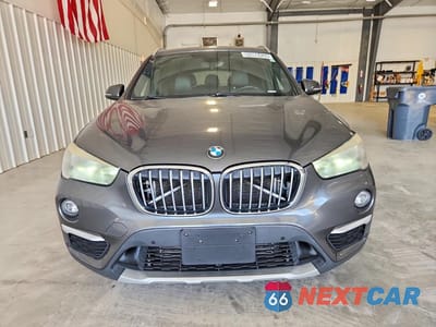 Piąte zdjęcie samochodu w środku: 2016 BMW X1 XDRIVE28I VIN:WBXHT3C38GP887076 - miniatura