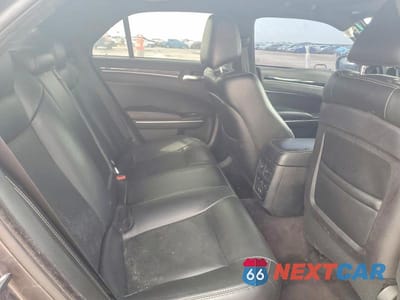 Zdjęcie 10 z 12 samochodu: 2018 CHRYSLER 300 S VIN:2C3CCAGG9JH256362 - miniatura