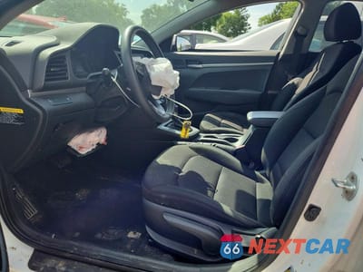 Zdjęcie 7 z 13 samochodu: 2019 HYUNDAI ELANTRA SE VIN:5NPD74LF8KH421751 - miniatura