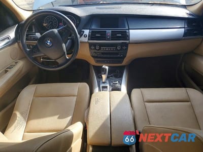 Zdjęcie 8 z 13 samochodu: 2013 BMW X5 XDRIVE35I VIN:5UXZV4C57D0E06081 - miniatura