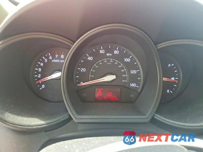 Zdjęcie 9 z 12 samochodu: 2012 KIA RIO LX VIN:KNADM4A3XC6056127 - miniatura