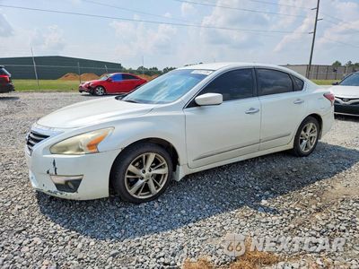 2015 NISSAN ALTIMA 2.5 SV 1N4AL3APXFC164278 - główne zdjęcie licytacji z USA - miniatura