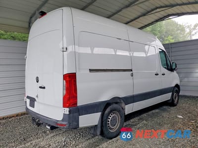Trzecie zdjęcie samochodu z tyłu: 2020 MERCEDES-BENZ SPRINTER 2500 DELIVERY VAN VIN:W1W4EBHY5LP211347 - miniatura