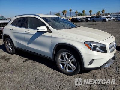 Czwarte zdjęcie samochodu z boku: 2017 MERCEDES-BENZ GLA 250 VIN:WDCTG4EB8HJ356139 - miniatura
